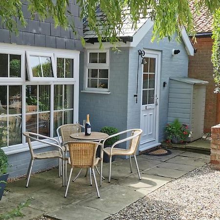 The Saddlery Holiday Cottage - Near Wolds And Coast North Thoresby Zewnętrze zdjęcie