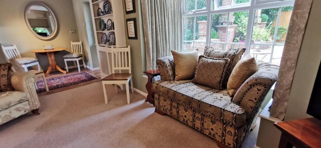 The Saddlery Holiday Cottage - Near Wolds And Coast North Thoresby Zewnętrze zdjęcie